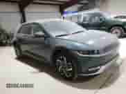 2023 Hyundai Ioniq 5 SEL z VIN KM8KNDAF1PU191379, wystawiony jako Copart lot #75218074 z przebiegiem 7 520 mil mil oraz Szkoda całkowita • Salvage title. Historia ofert i sprzedaży dostępna na DreamBid. Obrazek 4.