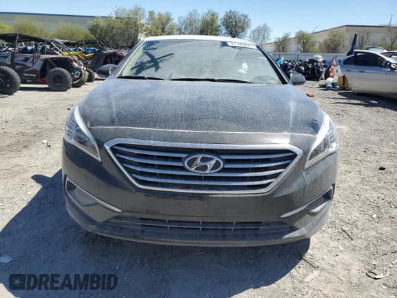 ✅ 2017 Hyundai Sonata SE • VIN: 5NPE24AF2HH479983 • Lot: 67149285. Wystawiony na Copart z przebiegiem 45 000 mil. Bezpłatny archiwum sprzedaży aukcyjnych z USA i szczegółowy raport historii pojazdu na DreamBid. Zdjęcie 5.