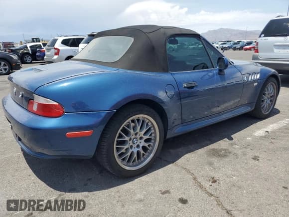 ✅ 2000 BMW Z3 2.8 • VIN: 4USCH3345YLF43292 • Лот: 59213365. Опубликован ранее на Copart с пробегом 55 220 миль. Бесплатный доступ к архиву аукционных продаж из США и подробный отчёт об истории автомобиля на DreamBid. Изображение 3.