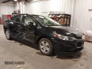 ✅ 2018 Chevrolet Cruze LS • VIN: 1G1BB5SM7J7131573 • Lot: 43507247. Listed on IAAI with 59,735 mi. Free auction sales archive from the USA and detailed vehicle history report at DreamBid. Image 1.