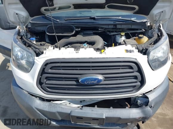 ✅ 2017 Ford Transit • VIN: 1FTYR2YM8HKB54970 • Лот: 42954902. Опубликован ранее на IAAI с пробегом 181 468 миль. Бесплатный доступ к архиву аукционных продаж из США и подробный отчёт об истории автомобиля на DreamBid. Изображение 10.