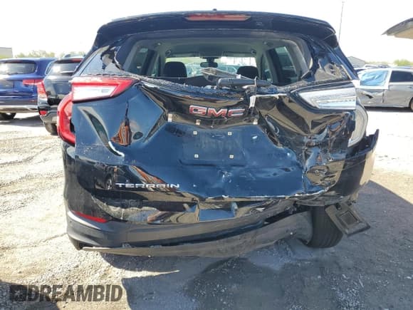 ✅ 2022 GMC Terrain SLE • VIN: 3GKALMEV3NL206810 • Lot: 81516485. Listed on Copart with 45,965 mi. Free auction sales archive from the USA and detailed vehicle history report at DreamBid. Image 6.