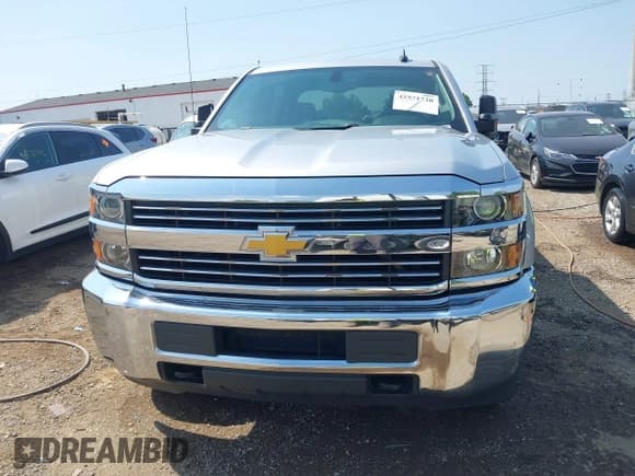✅ 2018 Chevrolet Silverado 2500HD Work Truck • VIN: 1GC1KUEG0JF185015 • Lot: 42571720. Listed on IAAI with 185,083 mi. Free auction sales archive from the USA and detailed vehicle history report at DreamBid. Image 12.