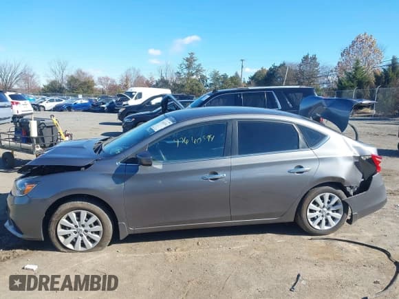 ✅ 2019 Nissan Sentra SV • VIN: 3N1AB7AP1KY245582 • Лот: 43660594. Опубликован ранее на IAAI с пробегом 78 578 миль. Бесплатный доступ к архиву аукционных продаж из США и подробный отчёт об истории автомобиля на DreamBid. Изображение 14.