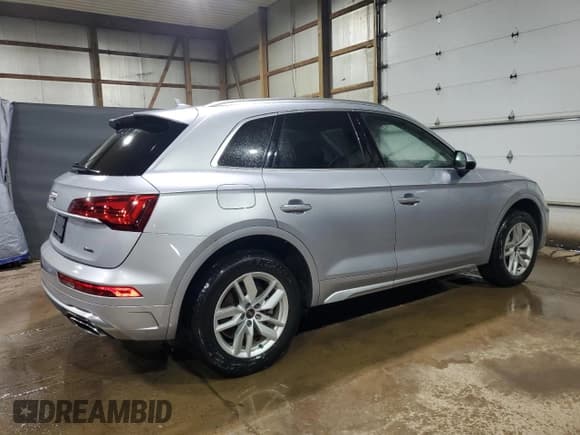 ✅ 2023 Audi Q5 S line Premium • VIN: WA1GAAFY3P2015664 • Лот: 86476655. Опубликован ранее на Copart с пробегом 57 189 миль. Бесплатный доступ к архиву аукционных продаж из США и подробный отчёт об истории автомобиля на DreamBid. Изображение 3.