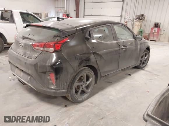 2019 Hyundai Veloster Premium with VIN KMHTG6AF6KU012014, listed as a IAAI auction lot 41326232 with 101,413 mi miles and . Bid and sale history available at DreamBid. Image 4.