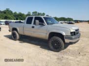 ✅ 2007 Chevrolet Silverado 2500HD LT2 • VIN: 1GCHK29D17E136598 • Lot: 51532615. Listed on Copart with 349,023 mi. Free auction sales archive from the USA and detailed vehicle history report at DreamBid. Image 4.