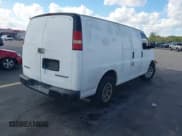 ✅ 2003 Chevrolet Express Cargo • VIN: 1GCFG15XX31110666 • Lot: 43777519. Wystawiony na IAAI z przebiegiem 122 291 mil. Bezpłatny archiwum sprzedaży aukcyjnych z USA i szczegółowy raport historii pojazdu na DreamBid. Zdjęcie 4.