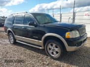 ✅ 2005 Ford Explorer Eddie Bauer • VIN: 1FMDU64K35UA19884 • Lot: 43574746. Wystawiony na IAAI z przebiegiem 219 815 mil. Bezpłatny archiwum sprzedaży aukcyjnych z USA i szczegółowy raport historii pojazdu na DreamBid. Zdjęcie 1.