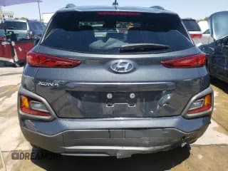 ✅ 2020 Hyundai Kona SEL • VIN: KM8K22AA5LU573202 • Лот: 63812343. Опубликован ранее на Copart с пробегом 41 335 миль. Бесплатный доступ к архиву аукционных продаж из США и подробный отчёт об истории автомобиля на DreamBid. Изображение 6.