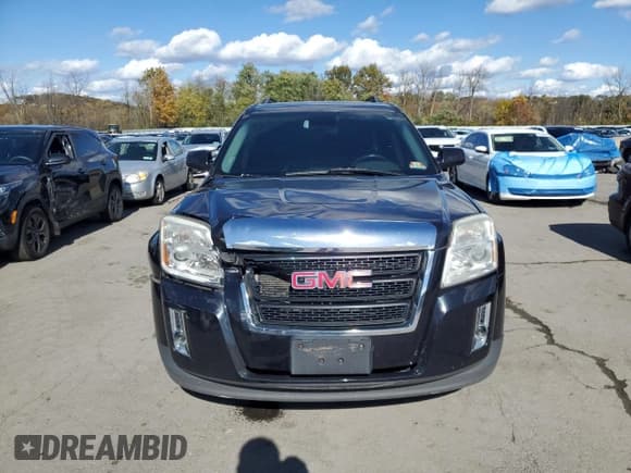 ✅ 2014 GMC Terrain SLE • VIN: 2GKALREK0E6151479 • Lot: 82644885. Wystawiony na Copart z przebiegiem 150 017 mil. Bezpłatny archiwum sprzedaży aukcyjnych z USA i szczegółowy raport historii pojazdu na DreamBid. Zdjęcie 5.