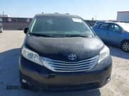 ✅ 2013 Toyota Sienna XLE • VIN: 5TDDK3DC8DS051928 • Лот: 41857402. Опубликован ранее на IAAI с пробегом 175 839 миль. Бесплатный доступ к архиву аукционных продаж из США и подробный отчёт об истории автомобиля на DreamBid. Изображение 6.