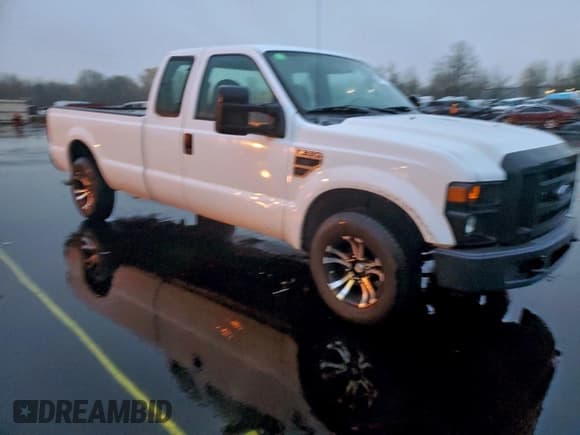 ✅ 2008 Ford F-250 XL • VIN: 1FTSX20588EB61030 • Lot: 96198735. Listed on Copart with 38,464 mi. Free auction sales archive from the USA and detailed vehicle history report at DreamBid. Image 4.