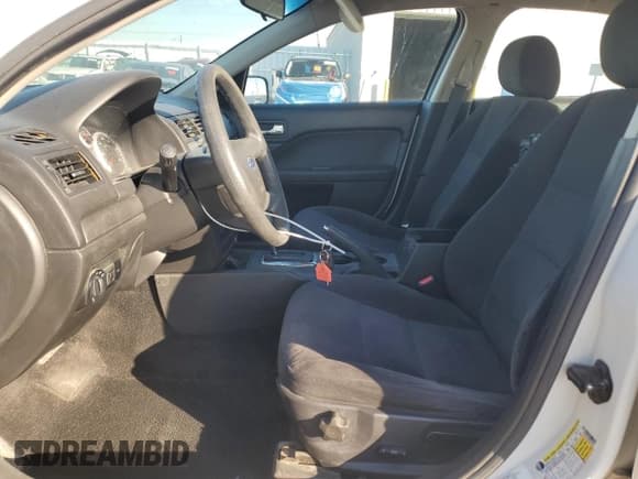 ✅ 2008 Ford Fusion SE • VIN: 3FAHP07Z88R239557 • Лот: 89839755. Опубликован ранее на Copart с пробегом 220 331 миль. Бесплатный доступ к архиву аукционных продаж из США и подробный отчёт об истории автомобиля на DreamBid. Изображение 7.