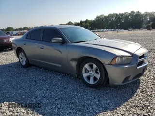 ✅ 2011 Dodge Charger SE • VIN: 2B3CL3CG3BH586613 • Lot: 69274625. Wystawiony na Copart z przebiegiem 243 875 mil. Bezpłatny archiwum sprzedaży aukcyjnych z USA i szczegółowy raport historii pojazdu na DreamBid. Zdjęcie 4.