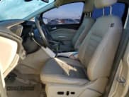 ✅ 2015 Ford C-Max SEL • VIN: 1FADP5CU6FL122335 • Lot: 85504375. Wystawiony na Copart z przebiegiem 109 944 mil. Bezpłatny archiwum sprzedaży aukcyjnych z USA i szczegółowy raport historii pojazdu na DreamBid. Zdjęcie 7.