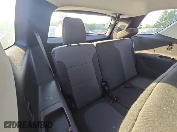 ✅ 2021 Chevrolet Traverse LT Cloth • VIN: 1GNEVGKW7MJ244835 • Лот: 42957560. Опубликован ранее на IAAI с пробегом 64 092 миль. Бесплатный доступ к архиву аукционных продаж из США и подробный отчёт об истории автомобиля на DreamBid. Изображение 1.