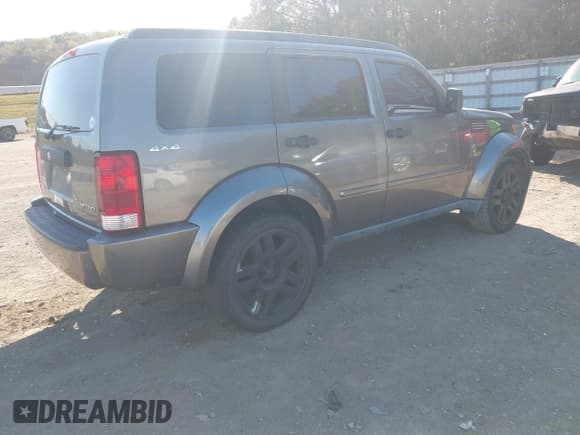 ✅ 2011 Dodge Nitro Heat • VIN: 1D4PU4GK0BW605964 • Lot: 43522651. Listed on IAAI with 153,648 mi. Free auction sales archive from the USA and detailed vehicle history report at DreamBid. Image 4.