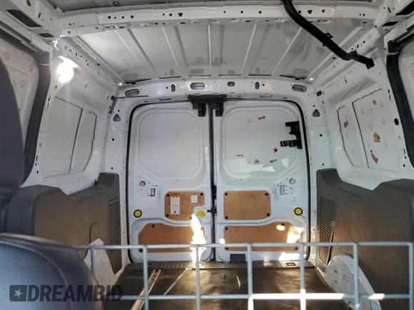 ✅ 2020 Ford Transit Connect XL • VIN: NM0LS7E25L1469896 • Лот: 93347095. Опубликован ранее на Copart с пробегом 141 137 миль. Бесплатный доступ к архиву аукционных продаж из США и подробный отчёт об истории автомобиля на DreamBid. Изображение 10.
