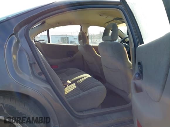 ✅ 2002 Pontiac Grand Prix GT • VIN: 1G2WP52K92F187602 • Lot: 40810075. Listed on IAAI with 2,366,691 mi. Free auction sales archive from the USA and detailed vehicle history report at DreamBid. Image 8.