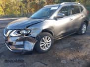 ✅ 2020 Nissan Rogue SV • VIN: KNMAT2MT4LP509189 • Lot: 43656727. Wystawiony na IAAI z przebiegiem 85 046 mil. Bezpłatny archiwum sprzedaży aukcyjnych z USA i szczegółowy raport historii pojazdu na DreamBid. Zdjęcie 6.