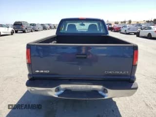 ✅ 1998 Chevrolet S-10 LS • VIN: 1GCCS1943W8223128 • Лот: 56256655. Опубликован ранее на Copart с пробегом 200 831 миль. Бесплатный доступ к архиву аукционных продаж из США и подробный отчёт об истории автомобиля на DreamBid. Изображение 6.