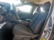 ✅ 2023 Toyota RAV4 LE • VIN: 2T3H1RFV4PC235208 • Lot: 81953785. Wystawiony na Copart z przebiegiem 24 644 mil. Bezpłatny archiwum sprzedaży aukcyjnych z USA i szczegółowy raport historii pojazdu na DreamBid. Zdjęcie 7.