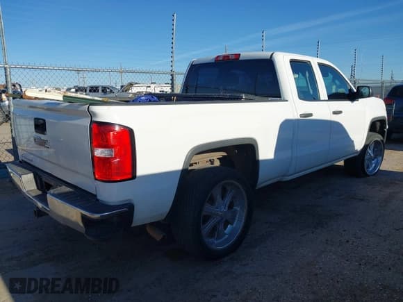 ✅ 2014 GMC Sierra 1500 • VIN: 1GTV2TEC9EZ194969 • Lot: 42067924. Wystawiony na IAAI z przebiegiem 163 775 mil. Bezpłatny archiwum sprzedaży aukcyjnych z USA i szczegółowy raport historii pojazdu na DreamBid. Zdjęcie 4.