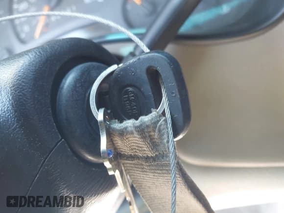 ✅ 2006 Chevrolet Tahoe LS • VIN: 1GNEC13Z16R126778 • Лот: 43231691. Опубликован ранее на IAAI с пробегом 224 727 миль. Бесплатный доступ к архиву аукционных продаж из США и подробный отчёт об истории автомобиля на DreamBid. Изображение 11.