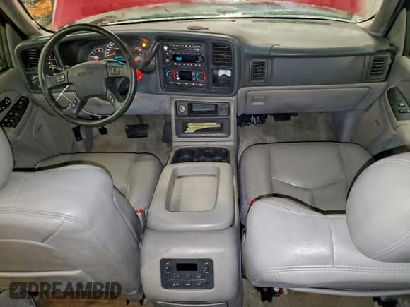 ✅ 2004 GMC Yukon SLT • VIN: 1GKEK13Z64R252647 • Lot: 95035865. Listed on Copart with 268,481 mi. Free auction sales archive from the USA and detailed vehicle history report at DreamBid. Image 8.