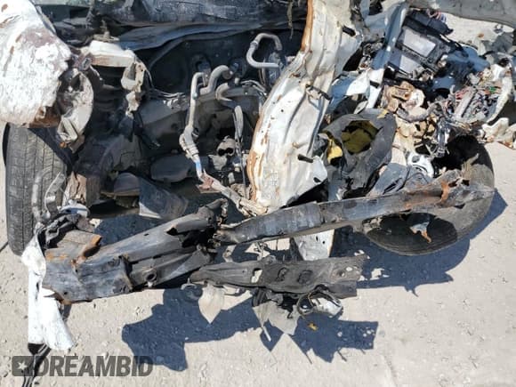 ✅ 2017 Hyundai Accent SE • VIN: KMHCT5AE4HU307005 • Лот: 63453374. Опубликован ранее на Copart с пробегом Не указан. Бесплатный доступ к архиву аукционных продаж из США и подробный отчёт об истории автомобиля на DreamBid. Изображение 11.