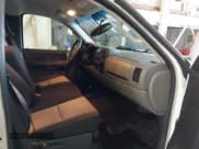 ✅ 2009 Chevrolet Silverado 1500 LS • VIN: 1GCEK19C19Z210232 • Lot: 41854596. Listed on IAAI with 136,583 mi. Free auction sales archive from the USA and detailed vehicle history report at DreamBid. Image 5.