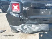 ✅ 2018 Jeep Renegade Sport • VIN: ZACCJBAB6JPH85612 • Lot: 41650807. Wystawiony na IAAI z przebiegiem 87 082 mil. Bezpłatny archiwum sprzedaży aukcyjnych z USA i szczegółowy raport historii pojazdu na DreamBid. Zdjęcie 17.