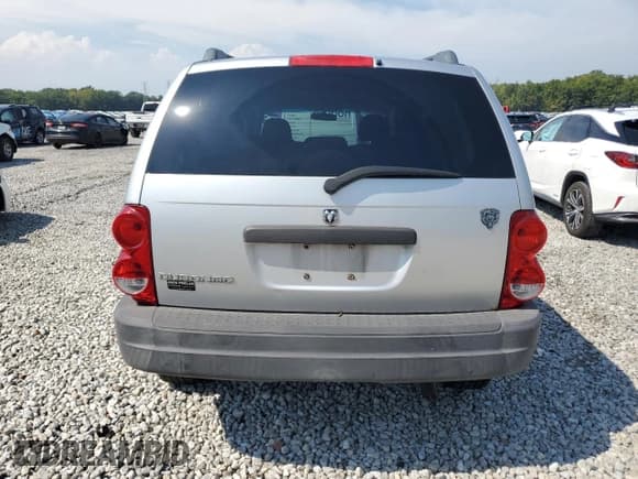 ✅ 2005 Dodge Durango SXT • VIN: 1D4HB38N75F618499 • Лот: 80035375. Опубликован ранее на Copart с пробегом 202 394 миль. Бесплатный доступ к архиву аукционных продаж из США и подробный отчёт об истории автомобиля на DreamBid. Изображение 6.