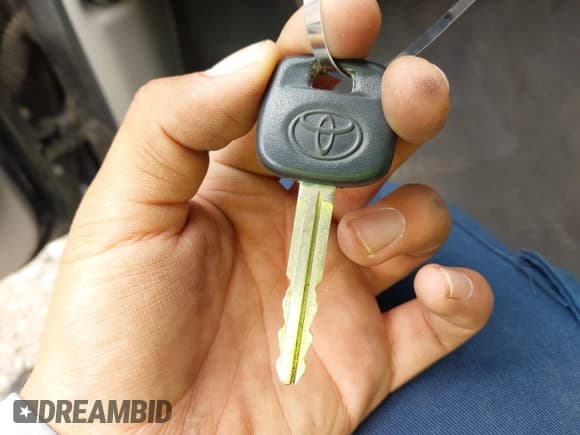 ✅ 2002 Toyota Tacoma • VIN: 5TEWN72N72Z058610 • Lot: 42376830. Wystawiony na IAAI z przebiegiem 210 929 mil. Bezpłatny archiwum sprzedaży aukcyjnych z USA i szczegółowy raport historii pojazdu na DreamBid. Zdjęcie 11.