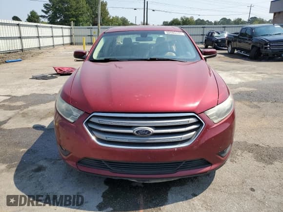 ✅ 2015 Ford Taurus SEL • VIN: 1FAHP2E86FG186593 • Лот: 80940805. Опубликован ранее на Copart с пробегом 203 531 миль. Бесплатный доступ к архиву аукционных продаж из США и подробный отчёт об истории автомобиля на DreamBid. Изображение 5.