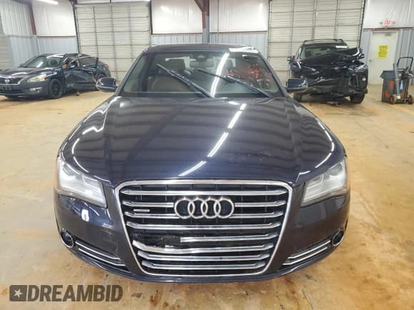 ✅ 2011 Audi A8 • VIN: WAURVAFD4BN005925 • Lot: 56998325. Wystawiony na Copart z przebiegiem 147 449 mil. Bezpłatny archiwum sprzedaży aukcyjnych z USA i szczegółowy raport historii pojazdu na DreamBid. Zdjęcie 5.