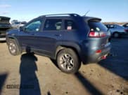 ✅ 2019 Jeep Cherokee Trailhawk • VIN: 1C4PJMBX5KD484305 • Lot: 92538185. Wystawiony na Copart z przebiegiem 75 929 mil. Bezpłatny archiwum sprzedaży aukcyjnych z USA i szczegółowy raport historii pojazdu na DreamBid. Zdjęcie 2.