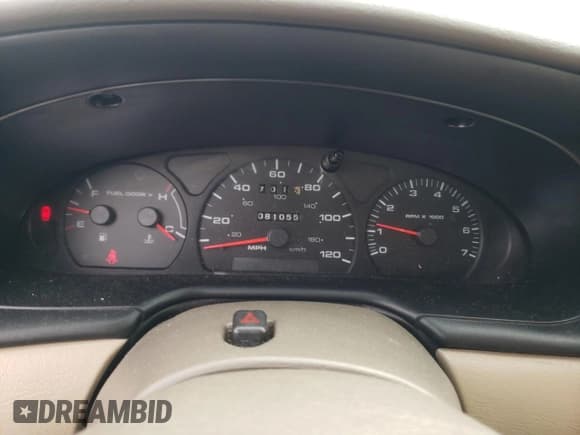 ✅ 2002 Mercury Sable LS Premium • VIN: 1MEFM55S82A635274 • Лот: 90063385. Опубликован ранее на Copart с пробегом 81 055 миль. Бесплатный доступ к архиву аукционных продаж из США и подробный отчёт об истории автомобиля на DreamBid. Изображение 9.