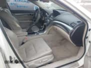 ✅ 2011 Acura TL Technology • VIN: 19UUA8F51BA004749 • Lot: 43611948. Wystawiony na IAAI z przebiegiem 201 193 mil. Bezpłatny archiwum sprzedaży aukcyjnych z USA i szczegółowy raport historii pojazdu na DreamBid. Zdjęcie 5.