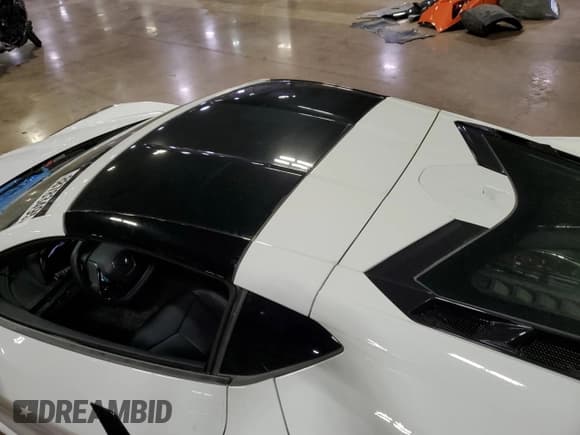 ✅ 2024 Chevrolet Corvette 2LT • VIN: 1G1YB2D4XR5122833 • Lot: 88783495. Wystawiony na Copart z przebiegiem 3 875 mil. Bezpłatny archiwum sprzedaży aukcyjnych z USA i szczegółowy raport historii pojazdu na DreamBid. Zdjęcie 11.