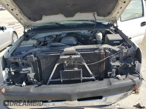 ✅ 2005 Chevrolet Silverado 2500HD LS • VIN: 1GCHK23U65F820126 • Лот: 63202485. Опубликован ранее на Copart с пробегом 179 665 миль. Бесплатный доступ к архиву аукционных продаж из США и подробный отчёт об истории автомобиля на DreamBid. Изображение 11.