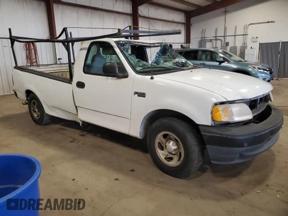 ✅ 2001 Ford F-150 XL • VIN: 1FTZF17281NA48840 • Lot: 83784945. Listed on Copart with Not provided. Free auction sales archive from the USA and detailed vehicle history report at DreamBid. Image 4.