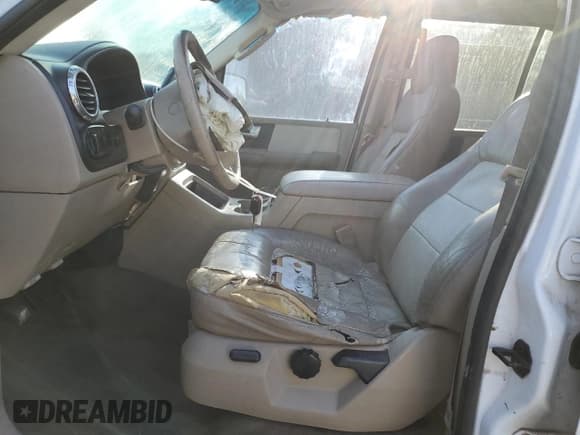 ✅ 2003 Ford Expedition Eddie Bauer • VIN: 1FMFU18L63LA93771 • Lot: 52550675. Listed on Copart with Not provided. Free auction sales archive from the USA and detailed vehicle history report at DreamBid. Image 7.