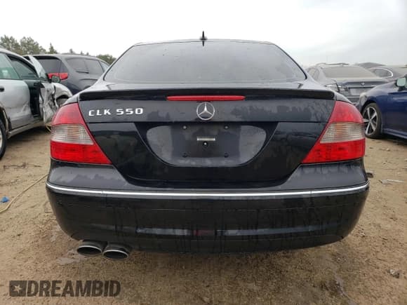 ✅ 2008 Mercedes-Benz CLK 550 • VIN: WDBTJ72H08F245331 • Lot: 52142694. Listed on Copart with 68,697 mi. Free auction sales archive from the USA and detailed vehicle history report at DreamBid. Image 6.