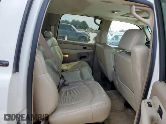 ✅ 2002 Chevrolet Suburban LT • VIN: 3GNEC16Z52G273739 • Lot: 84587565. Listed on Copart with 147,823 mi. Free auction sales archive from the USA and detailed vehicle history report at DreamBid. Image 11.