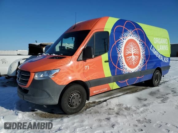 ✅ 2019 Mercedes-Benz Sprinter • VIN: WD3PF1CD0KP107250 • Lot: 83414914. Wystawiony na Copart z przebiegiem 43 299 mil. Bezpłatny archiwum sprzedaży aukcyjnych z USA i szczegółowy raport historii pojazdu na DreamBid. Zdjęcie 1.