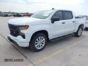 ✅ 2023 Chevrolet Silverado 1500 Custom • VIN: 3GCPABEK1PG196411 • Лот: 43040706. Опубликован ранее на IAAI с пробегом 20 028 миль. Бесплатный доступ к архиву аукционных продаж из США и подробный отчёт об истории автомобиля на DreamBid. Изображение 2.