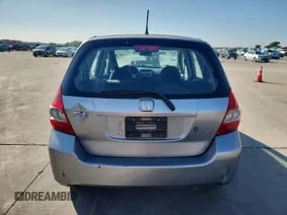 ✅ 2007 Honda Fit • VIN: JHMGD37437S045265 • Lot: 90327835. Listed on Copart with 254,260 mi. Free auction sales archive from the USA and detailed vehicle history report at DreamBid. Image 6.