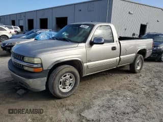 ✅ 2000 Chevrolet Silverado 2500 Work Truck • VIN: 1GCGC24U7YE177397 • Лот: 79239564. Опубликован ранее на Copart с пробегом 273 295 миль. Бесплатный доступ к архиву аукционных продаж из США и подробный отчёт об истории автомобиля на DreamBid. Изображение 1.